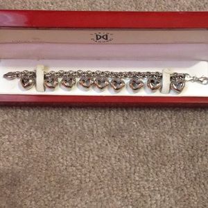 NWT Daring Diamonds Hollow Heart Charm Bracelet